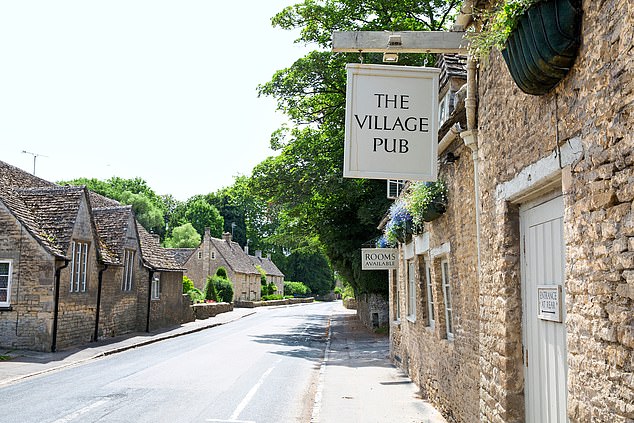 λڰͶ˹flƵThe Village Pub